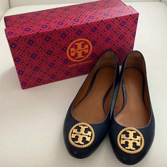 Tory Burch Benton 2 Ballet Flat Nappa Leather Royal Navy Rolled Brass 7.5 NWT - Picture 2 of 14